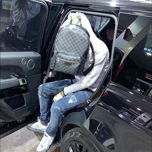 Meet your Posher, Javon